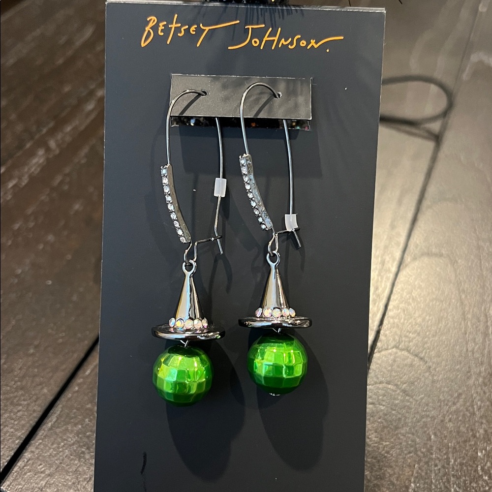 Betsy Johnson Green Witch Hat Earrings